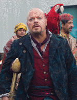 Eddie Izzard gets his pirate on for Syfy’s “Treasure Island”