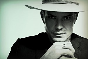 Justified_Sn4_1 Timothy Olyphant gears up for Season 4 as Raylan Givens on FX's "Justified"