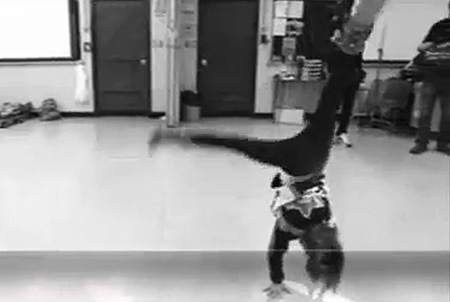 dance-moms-season-3-episode-11-mackenzie-cartwheel